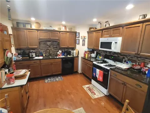 Kitchen - 203 Fireside Dr, Arma, KS 66712 photo 1 of 1