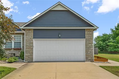 Exterior - 931 E 14th Ter, Eudora, KS 66025 photo 3 of 6