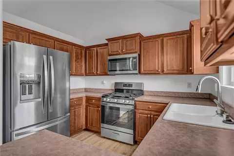 Kitchen - 931 E 14th Ter, Eudora, KS 66025 photo 3 of 4