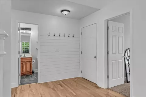 Entry Way - 931 E 14th Ter, Eudora, KS 66025 photo 4 of 5