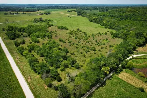 11504 E 301st St, Archie, MO 64725 photo 5
