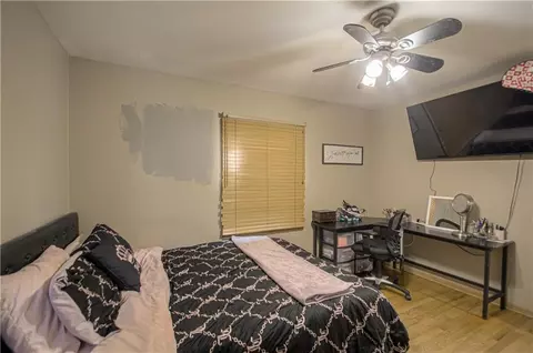 Bedroom - 14700 E 39th Ter, Independence, MO 64055 photo 2 of 5