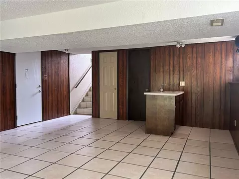 Living - 4108 4110 Crackerneck Rd, Independence, MO 64055 photo 3 of 12