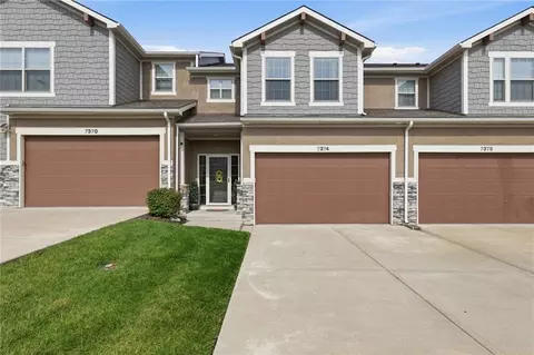 7374 Griffey St, Kansas City, MO 64152
