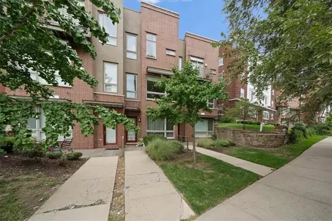 4524 Mill Creek Pkwy #402, Kansas City, MO 64111