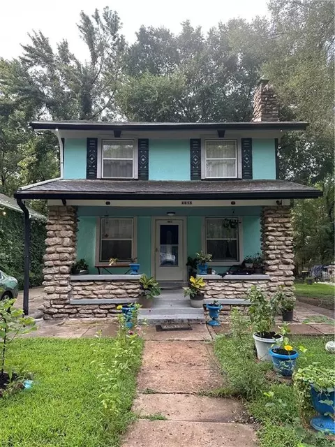 4015 E 67th Ter, Kansas City, MO 64132