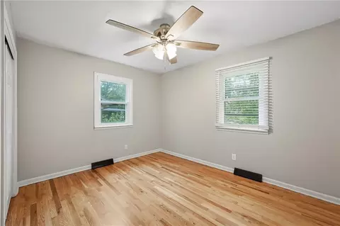 Bedroom - 705 NE Darwin St, Lees Summit, MO 64063 photo 1 of 5