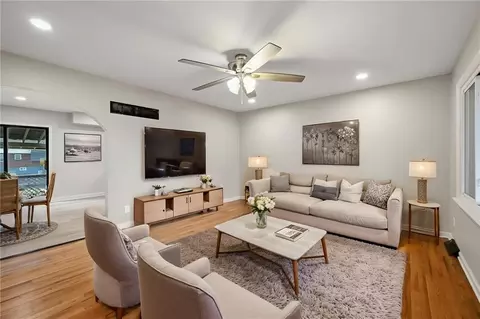 Living - 705 NE Darwin St, Lees Summit, MO 64063 photo 3 of 4