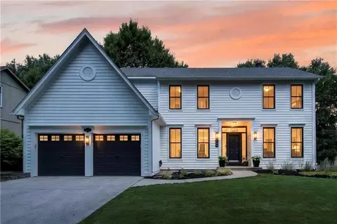 5210 W 157th Pl, Overland Park, KS 66224