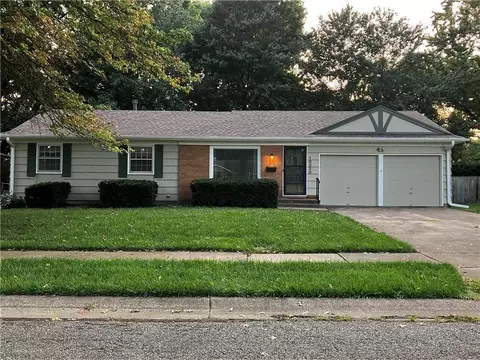 10330 Dearborn Dr, Overland Park, KS 66207
