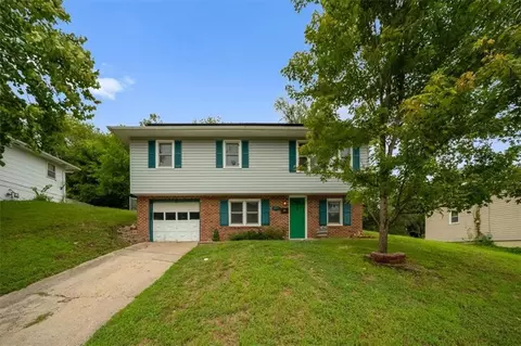 127 Collette St, Excelsior Springs, MO 64024