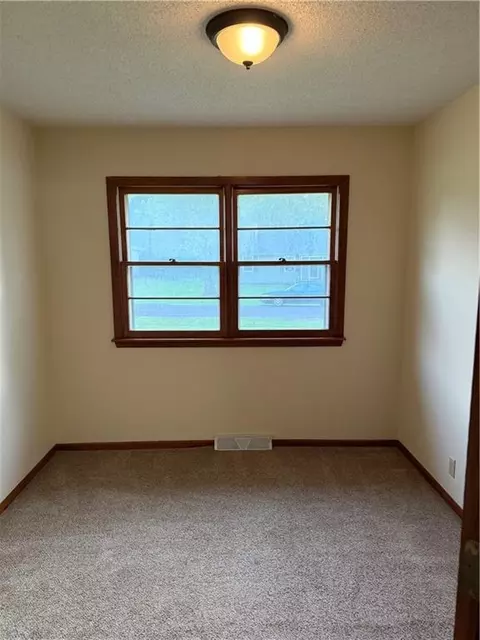 Bedroom - 1605 S Pine St, Holden, MO 64040 photo 3 of 3