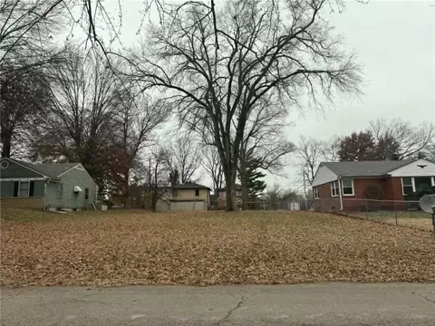 10003 E 36th St, Independence, MO 64052 photo 2
