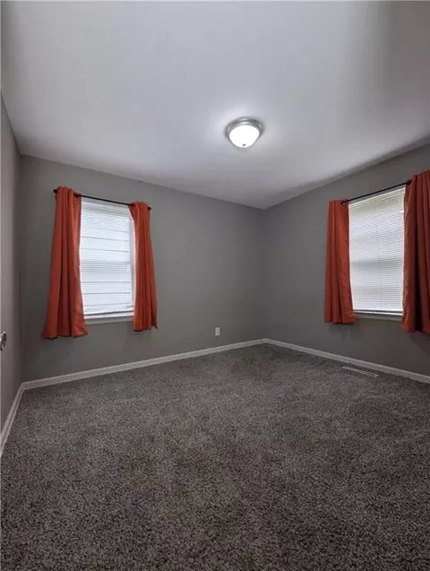 Bedroom - 9135 Richards Dr, Raytown, MO 64133 photo 4 of 9