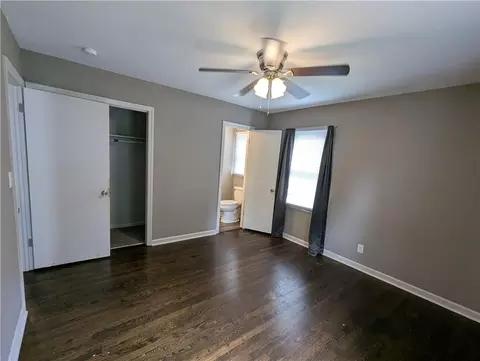 Bedroom - 9135 Richards Dr, Raytown, MO 64133 photo 2 of 9