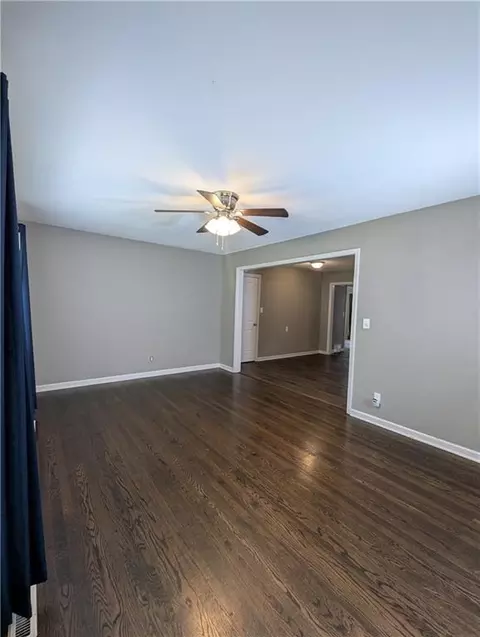 Living - 9135 Richards Dr, Raytown, MO 64133 photo 3 of 9