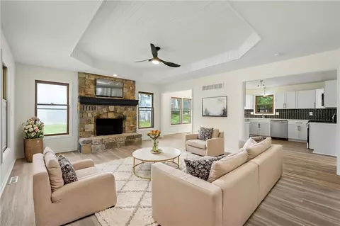 1636 NE Thames Dr, Lees Summit, MO 64086