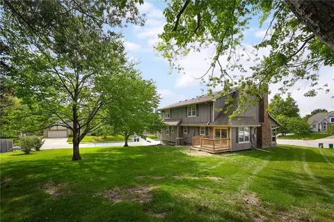 Exterior - 1636 NE Thames Dr, Lees Summit, MO 64086 photo 4 of 5