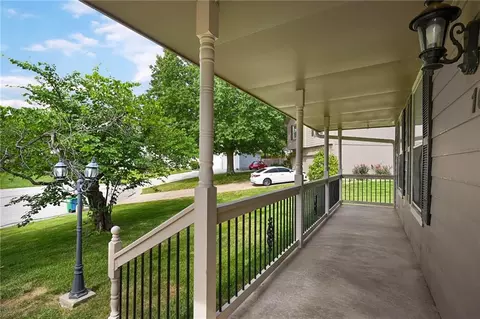 Exterior - 1636 NE Thames Dr, Lees Summit, MO 64086 photo 3 of 5