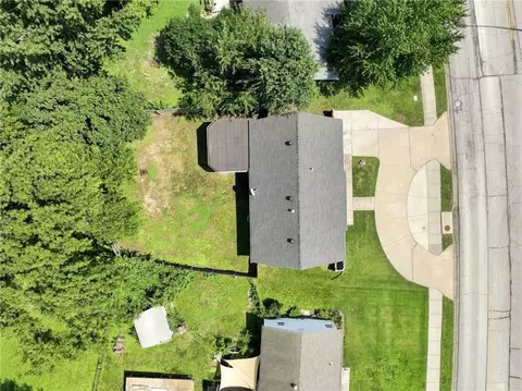 View/Area - 13700 E 39th St, Independence, MO 64055 photo 3 of 4