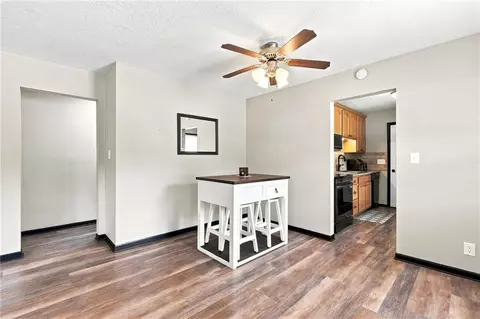 Dining - 13700 E 39th St, Independence, MO 64055 photo 1 of 1