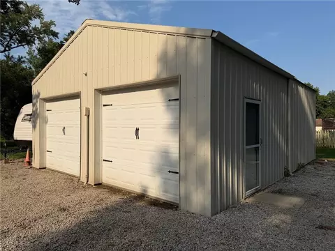 Other - 1800 E Mechanic Ave, Independence, MO 64050 photo 2 of 7