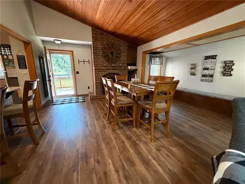 Dining - 1800 E Mechanic Ave, Independence, MO 64050 photo 1 of 1