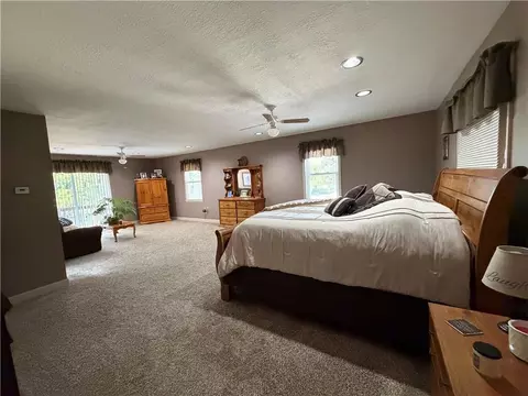Bedroom - 1800 E Mechanic Ave, Independence, MO 64050 photo 3 of 3