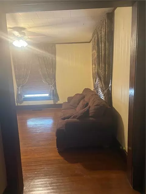 Living - 306 Maple Rd, Cedar Vale, KS 67024 photo 3 of 7