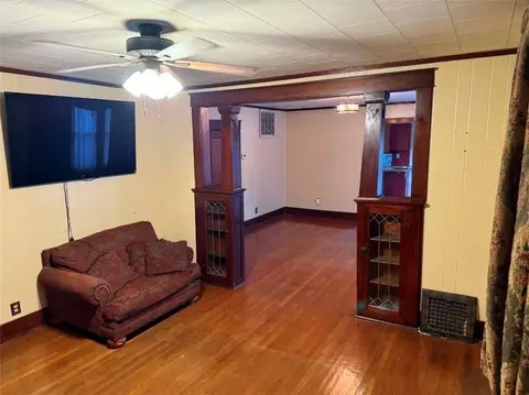 Living - 306 Maple Rd, Cedar Vale, KS 67024 photo 5 of 7