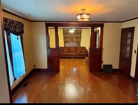 Living - 306 Maple Rd, Cedar Vale, KS 67024 photo 2 of 7