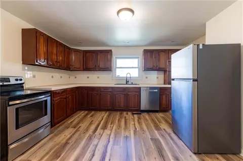 Kitchen - 3023 Mitchell Ave, Saint Joseph, MO 64507 photo 1 of 3