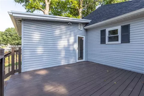 Exterior - 3023 Mitchell Ave, Saint Joseph, MO 64507 photo 2 of 6