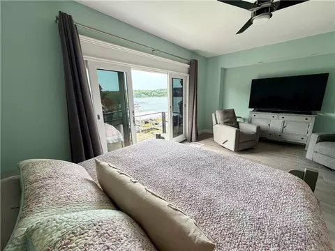 Bedroom - 2 W St, Lake Lotawana, MO 64086 photo 1 of 2