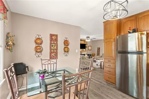 Dining - 16109 E 17th St, Independence, MO 64050 photo 3 of 3