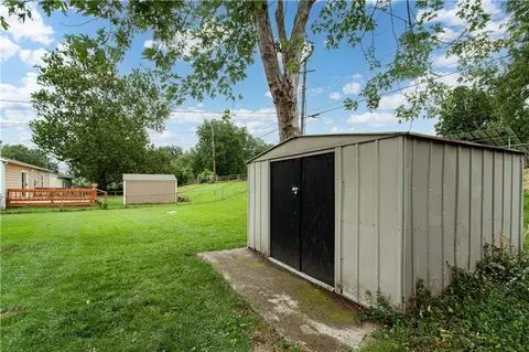Exterior - 16109 E 17th St, Independence, MO 64050 photo 8 of 8