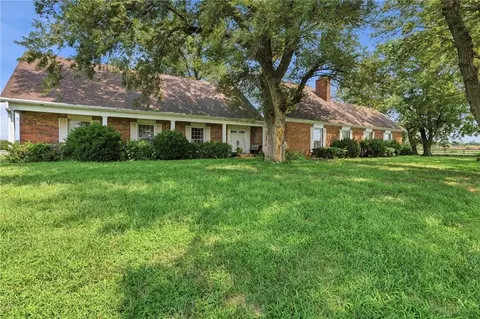 Exterior - 1602 E 171st St, Belton, MO 64012 photo 1 of 5