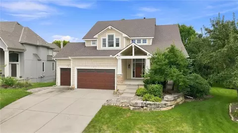 5415 W 161st Ter, Overland Park, KS 66085