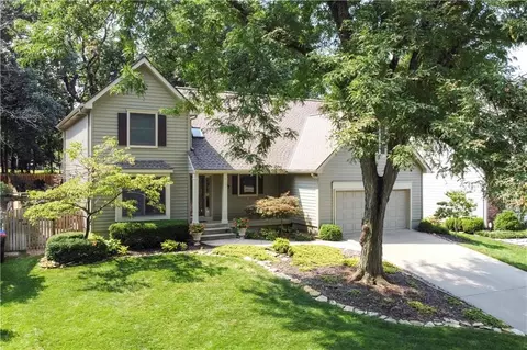 9613 W 115th Ter, Overland Park, KS 66210