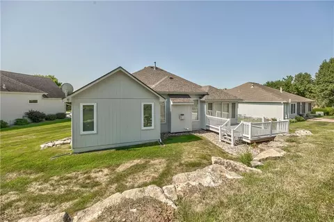 17904 E 29th St, Independence, MO 64057 photo 8