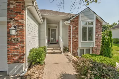 17904 E 29th St, Independence, MO 64057 photo 5