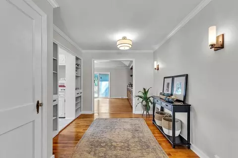 Entry Way - 2611 Parallel Ave, Saint Joseph, MO 64506 photo 1 of 2