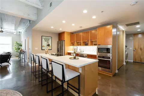 21 W 10th St #7D, Kansas City, MO 64105