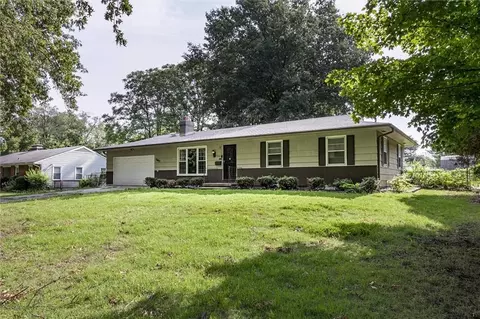 11403 Orchard Rd, Kansas City, MO 64134