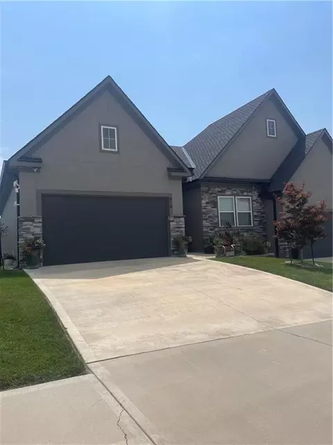 809 NE Algonquin St #C, Lees Summit, MO 64064 photo 8