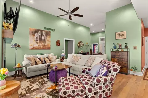 Living - 809 NE Algonquin St, Lees Summit, MO 64064 photo 3 of 6