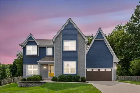 4993 W 129th Pl, Leawood, KS 66209