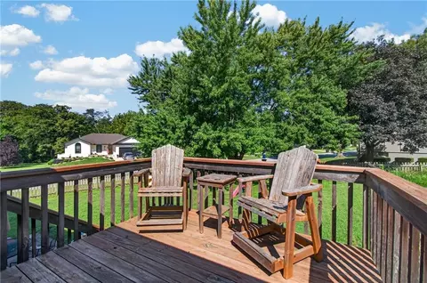 Exterior - 800 NE Bristol Dr, Lees Summit, MO 64086 photo 5 of 6