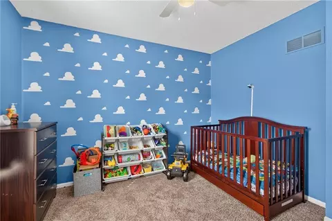 Bedroom - 800 NE Bristol Dr, Lees Summit, MO 64086 photo 5 of 6