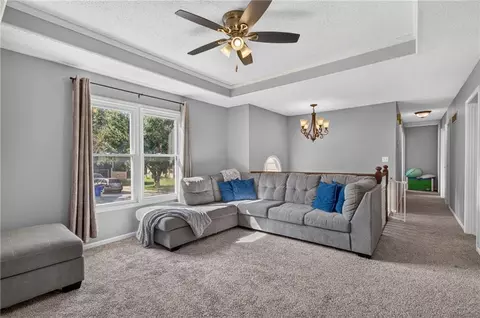 Entry Way - 800 NE Bristol Dr, Lees Summit, MO 64086 photo 1 of 1